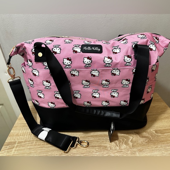 Sanrio Hello Kitty Pink Duffel Bag Carry On Overnight Travel Pink Tote - Picture 1 of 16